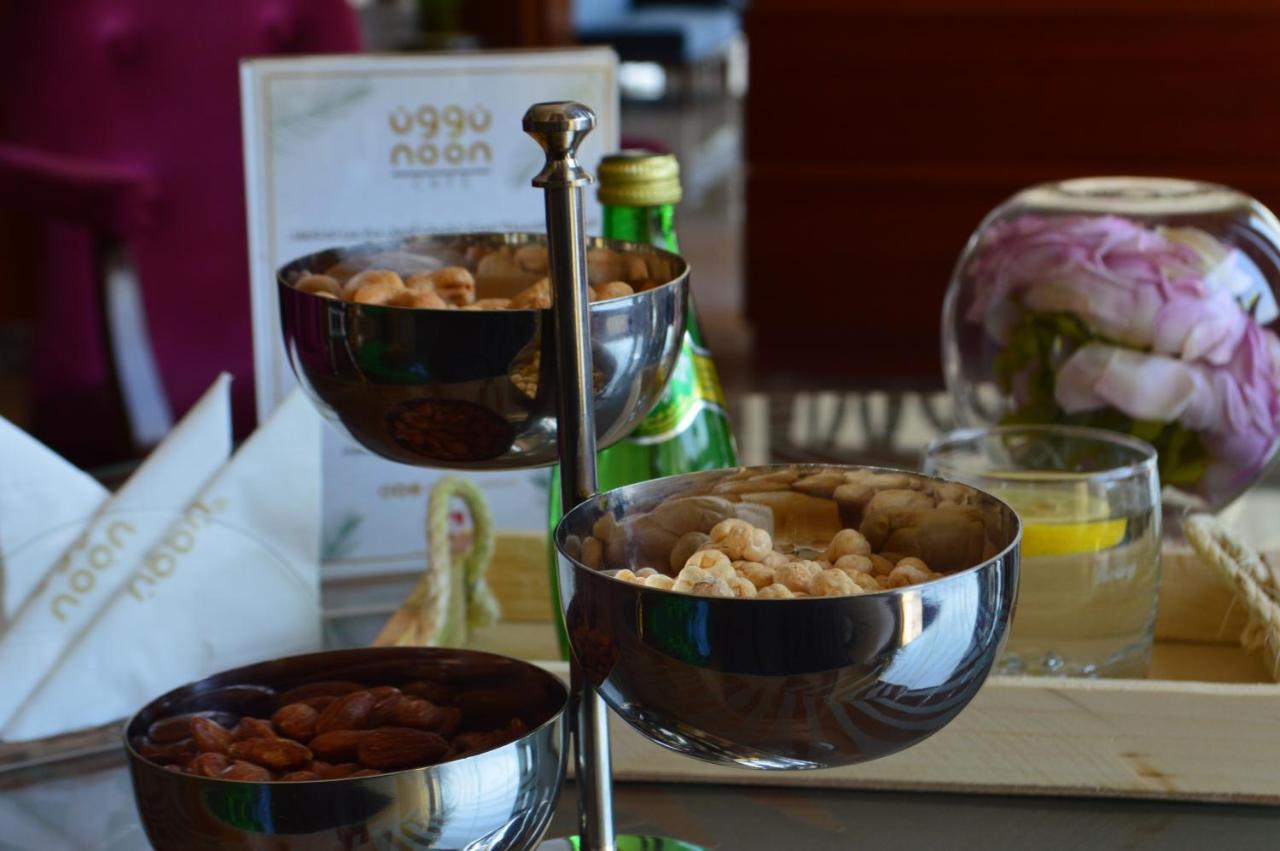 Noon Hotel Suites Khafji Екстер'єр фото