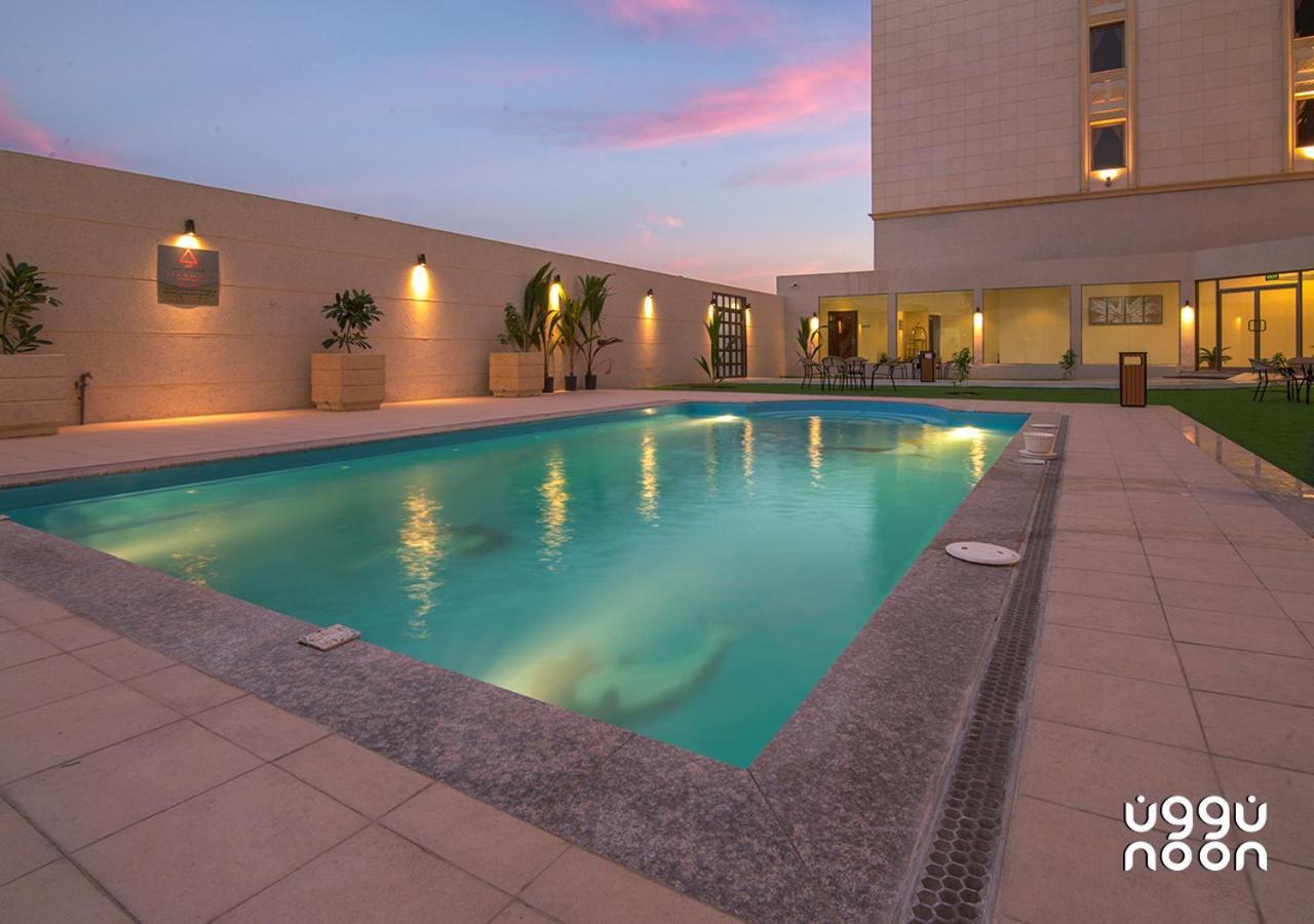 Noon Hotel Suites Khafji Екстер'єр фото